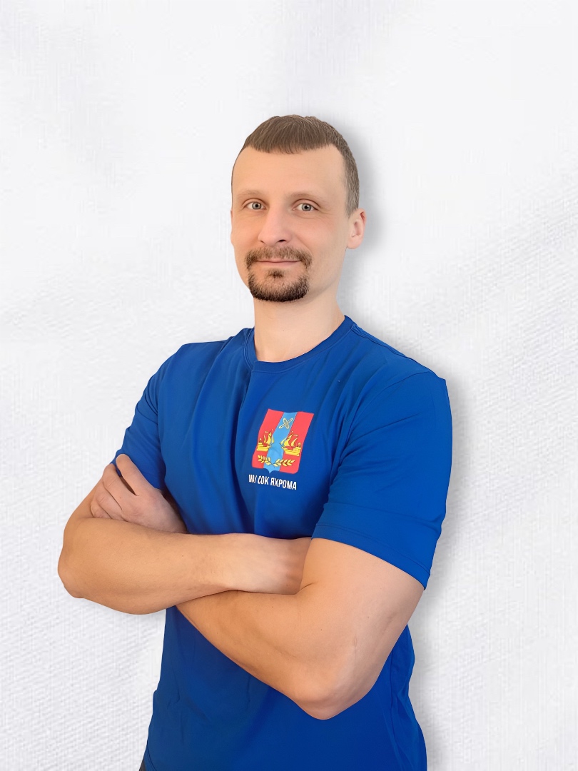 Калёнов Р.Ю. (инструктор по карате)